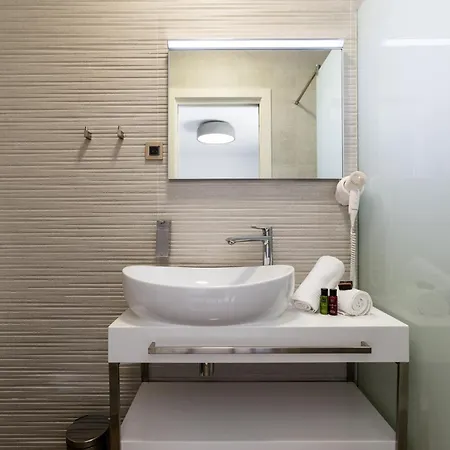 - Teranea Hvar 住宿加早餐酒店 4*