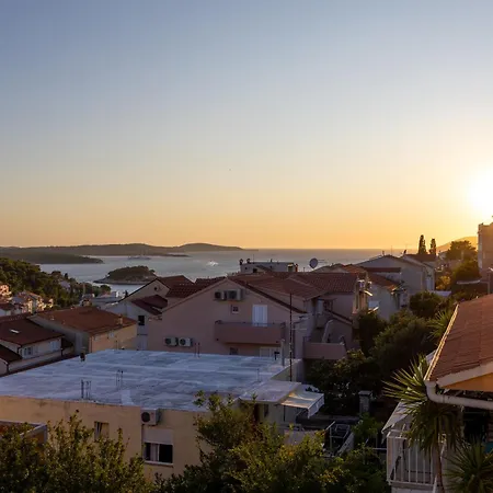 - Teranea Hvar