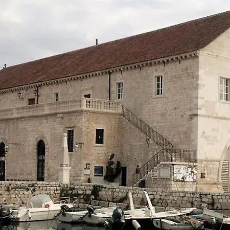 - Teranea Hvar 호텔