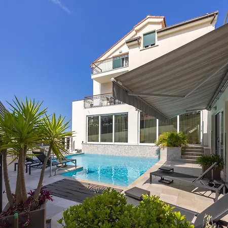 ベッド・アンド・ブレックファスト - Teranea Hvar