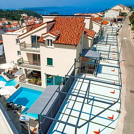 - Teranea Hvar Готель типу 