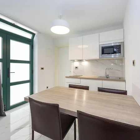 - Teranea Hvar Bed & Breakfast