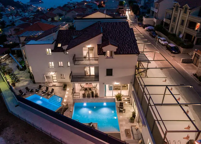 - Teranea Hvar Bed & Breakfast Hvar Town