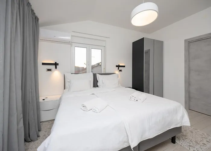 - Teranea Hvar Hvar Town