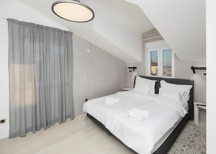 - Teranea Hvar Bed & Breakfast