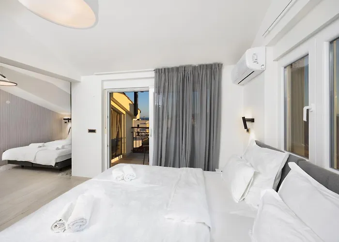 - Teranea Hvar Bed & Breakfast Hvar Town