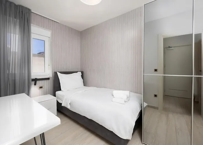 - Teranea Hvar Bed & Breakfast