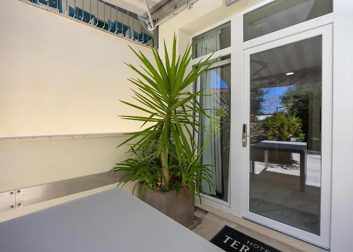 - Teranea Hvar Bed & Breakfast