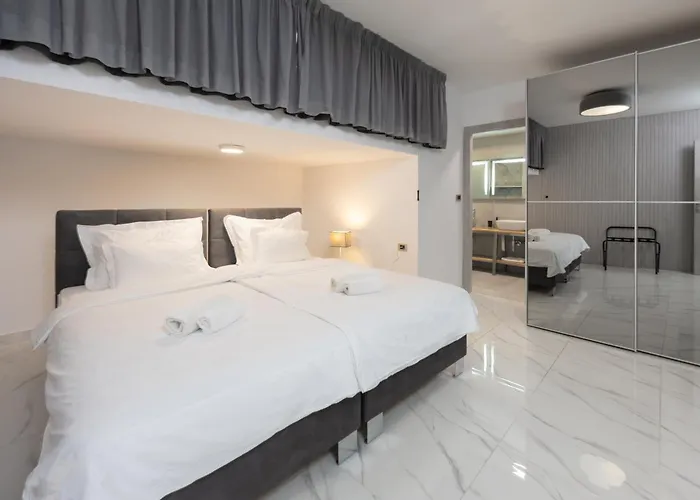 - Teranea Hvar Bed & Breakfast Hvar Town