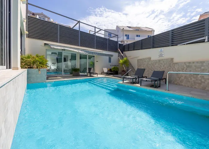 ベッド・アンド・ブレックファスト - Teranea Hvar 4*