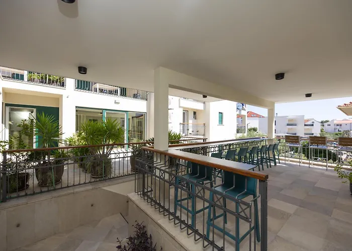 - Teranea Hvar Alojamento de Acomodação e Pequeno-almoço 4*