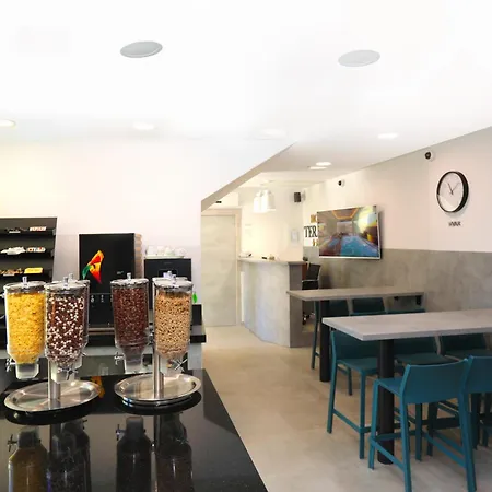 Bed and Breakfast - Teranea Hvar 4*