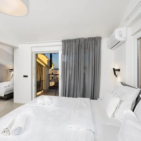 - Teranea Hvar Bed and Breakfast Χβαρ