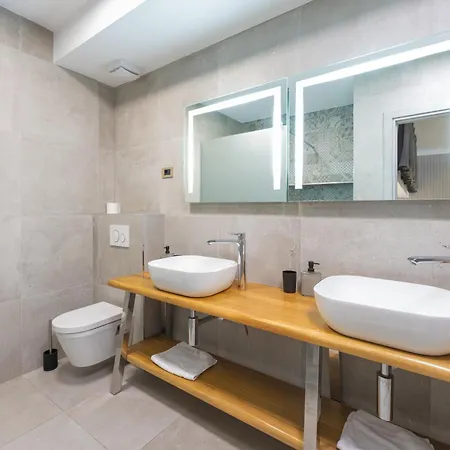 - Teranea Hvar 4*