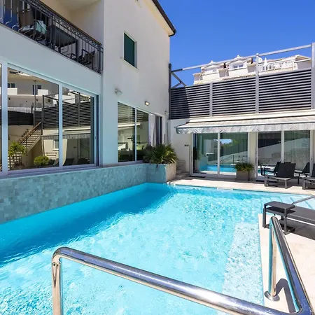 Bed and Breakfast - Teranea Hvar Χβαρ